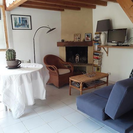 La Petite Maison Vaugines Eksteriør billede